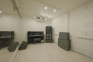 as is music高槻店アイボリー