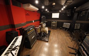 as is music 枚方店 A studio