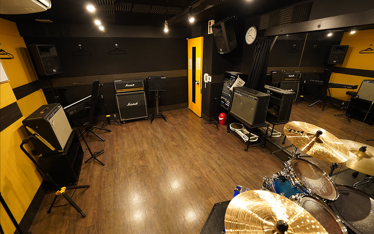 as is music 枚方店 B studio