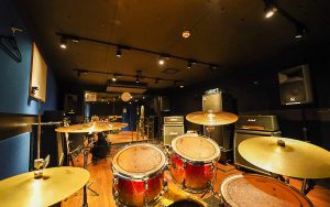 as is music 高槻店 BLUE studio