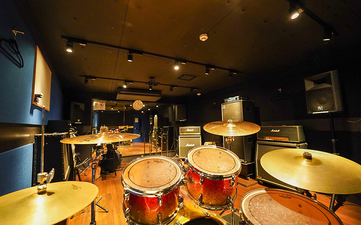 as is music 高槻店 BLUE studio