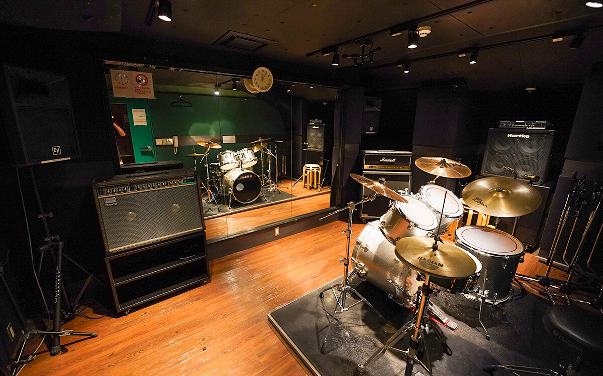 as is music 高槻店 GREEN studio