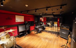 as is music 高槻店 RED studio