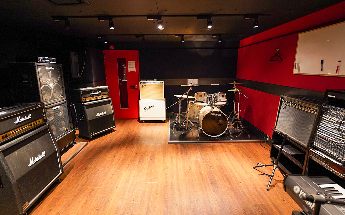 as is music 高槻店 RED studio