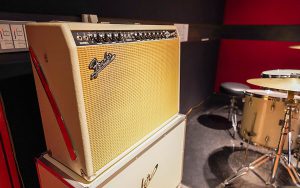 as is music 高槻店 RED studio